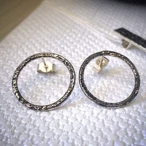 Solid sterling silver and gold circle stud earrings